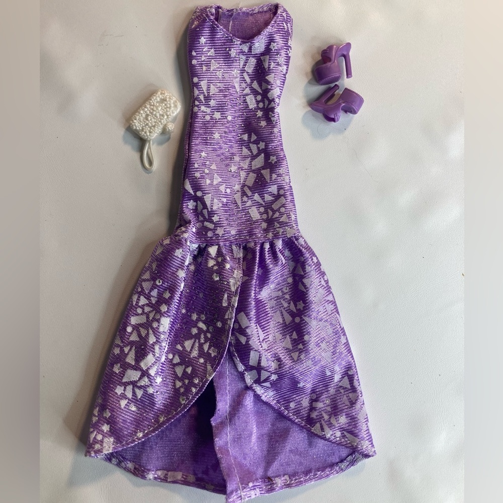 Barbie Fashion Doll vintage purple gown heels purse